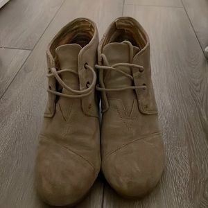 Tom’s Wedge Booties